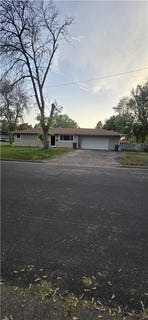 /international/us/998-overton-drive-ne-fridley-mn-110108335764/