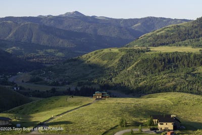 /international/us/7585-s-squaw-creek-road-jackson-wy-110101076150/?lang=zh-cn