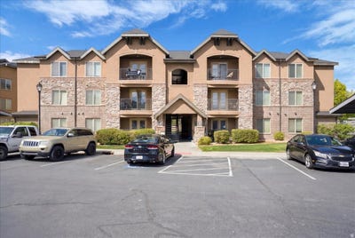 /international/us/1045-s-1700-w-payson-ut-110107405088/