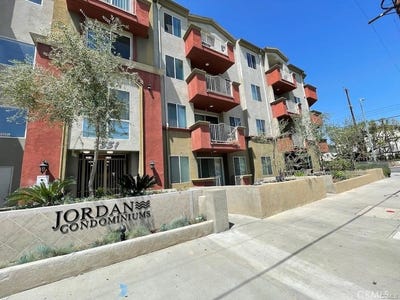 /international/us/7551-jordan-canoga-park-ca-110106309962/