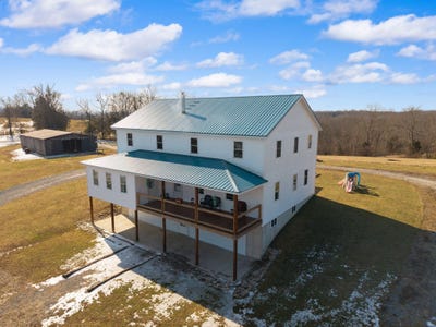 /international/us/2066-mudsock-road-hillsboro-ky-110105802600/