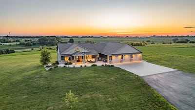 /international/us/2173-230th-avenue-milford-ia-110100564532/