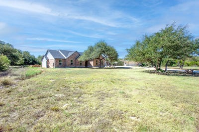 /international/us/185-valley-sierra-ln-driftwood-tx-110119956205/