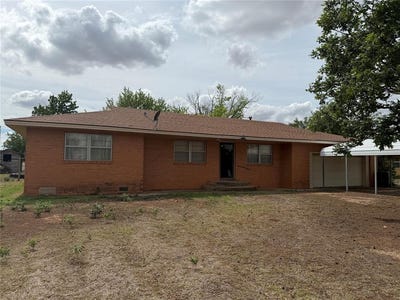 /international/us/210-s-6th-street-sentinel-ok-110108359048/