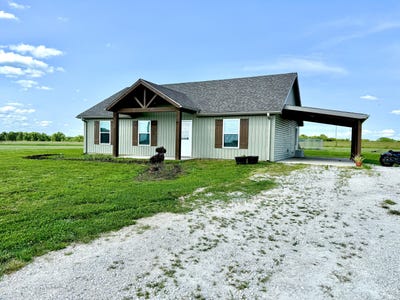 /international/us/13447-e-1424-road-stockton-mo-110099850759/
