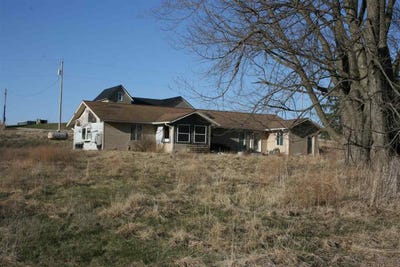 /international/us/397-1st-st-mtpleasant-ia-110106784324/
