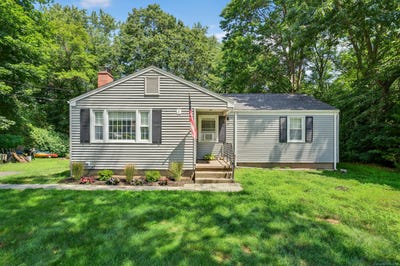 /international/us/7-bonnieview-drive-east-granby-ct-110101147174/