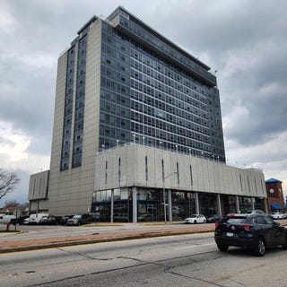 /international/us/7234-w-north-avenue-elmwood-park-il-110108179806/