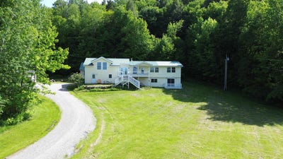 /international/us/260-weaver-road-huntington-vt-110106692214/