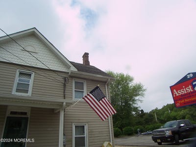 /international/us/29-south-street-lanoka-harbor-nj-110092711498/