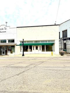 /international/us/125-quitman-street-pittsburg-tx-110108265743/