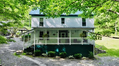/international/us/366-raders-valley-rd-williamsburg-wv-110097812395/