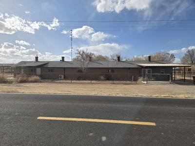 /international/us/735-highway-116-bosque-nm-110104965529/