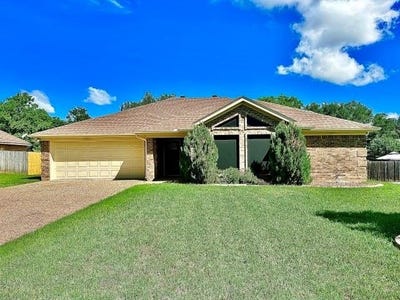 /international/us/304-neely-road-hewitt-tx-110100767816/
