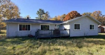 /international/us/13620-east-road-albee-twp-mi-110106722771/