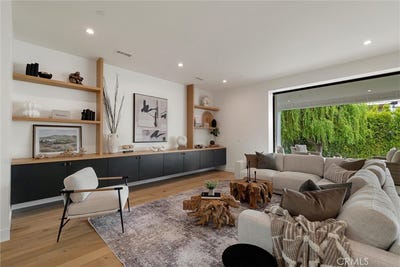 /international/us/1311-18th-street-manhattan-beach-ca-110098936922/