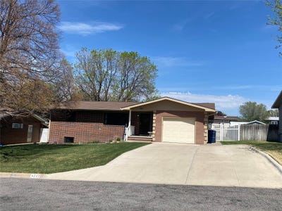 /international/us/717-n-1st-street-cimarron-ks-110107225610/