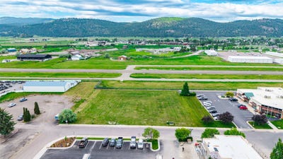 /international/us/2270-us-highway-93-s-kalispell-mt-110108964557/