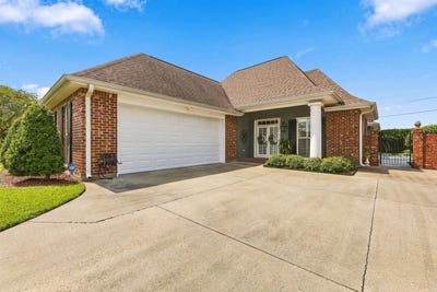 /international/us/108-acadia-point-drive-thibodaux-la-110119957874/