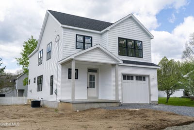 /international/us/37-newton-avenue-saratoga-springs-ny-110105723289/