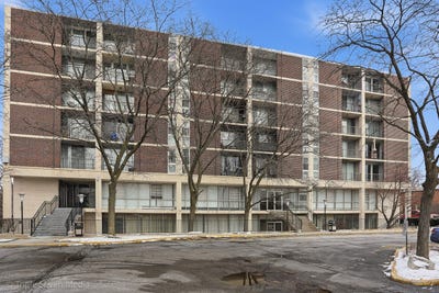/international/us/1043-s-york-road-bensenville-il-110106552190/