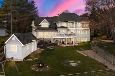 /international/us/3864-lakeshore-road-deckerville-mi-110105855372/