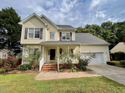 /international/us/18-garden-hills-court-durham-nc-110108474177/