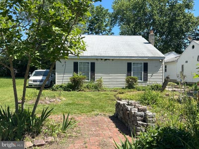 /international/us/212-lakeview-avenue-edgewater-md-110108754141/