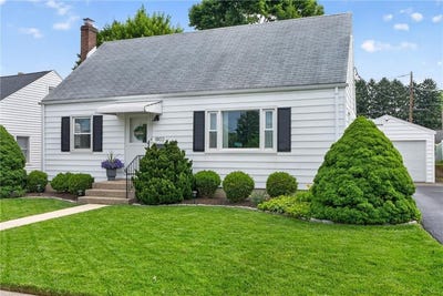 /international/us/1802-snyder-street-bethlehem-city-pa-110108735543/