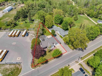 /international/us/311-state-street-west-branch-mi-110108259772/