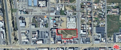 /international/us/e-10th-st-palmdale-ca-110105846106/