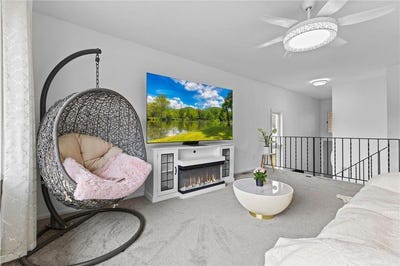 /international/us/10402-yorktown-lane-n-maple-grove-mn-110107384896/