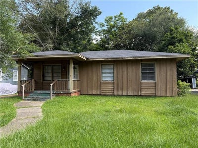 /international/us/6-elizabeth-avenue-chickasaw-al-110100419899/