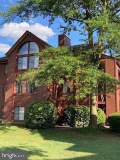 /international/us/2822-lee-oaks-place-falls-church-va-110107991824/