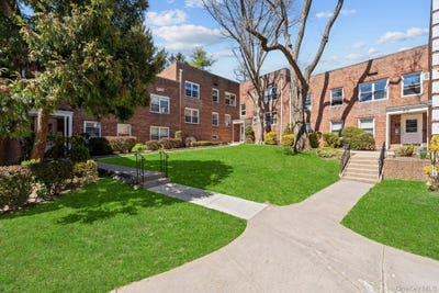 /international/us/23-edwards-street-roslyn-heights-ny-110107489061/