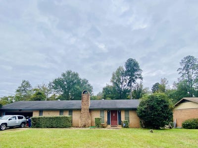 /international/us/1341-peppertree-ln-camden-ar-110103675097/