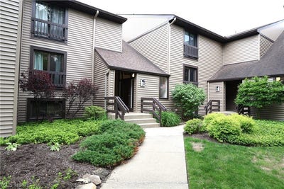/international/us/1115-canyon-view-road-sagamore-hills-oh-110108391406/