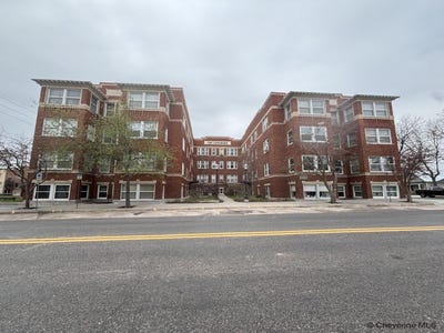 /international/us/1818-evans-ave-cheyenne-wy-110106926410/