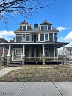 /international/us/2608-vega-avenue-cleveland-oh-110097476315/