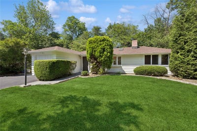 /international/us/39-wellington-road-greenvale-ny-110098646480/