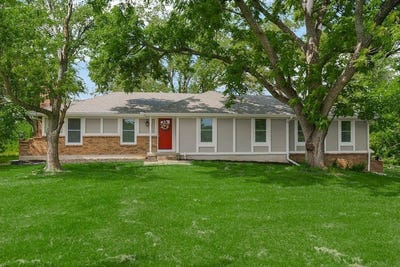 /international/us/7910-e-233rd-street-peculiar-mo-110108571477/