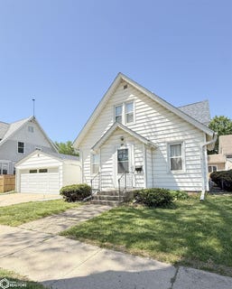 /international/us/207-3rd-street-se-hampton-ia-110108225031/