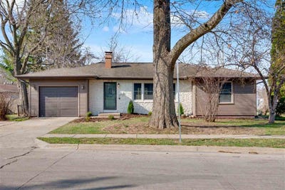 /international/us/1718-highland-ave-iowacity-ia-110107870304/