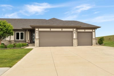 /international/us/2471-albatross-ridge-sioux-city-ia-110108237330/