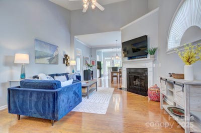 /international/us/200-park-view-drive-belmont-nc-110101422514/