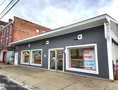 /international/us/50-s-main-street-castleton-on-hudson-ny-110096930403/
