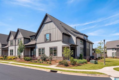 /international/us/3463-feldspar-circle-vestavia-hills-al-110108659632/