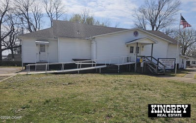 /international/us/137-w-14th-street-baxter-springs-ks-110106698792/