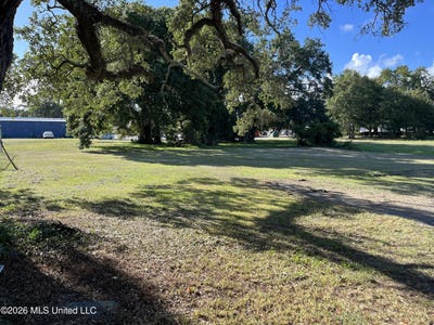 /international/us/207-palmetto-lane-gulfport-ms-110120124417/