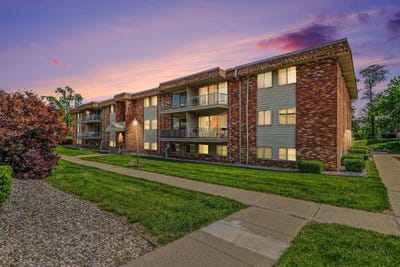 /international/us/734-w-kilgore-road-kalamazoo-mi-110108417615/